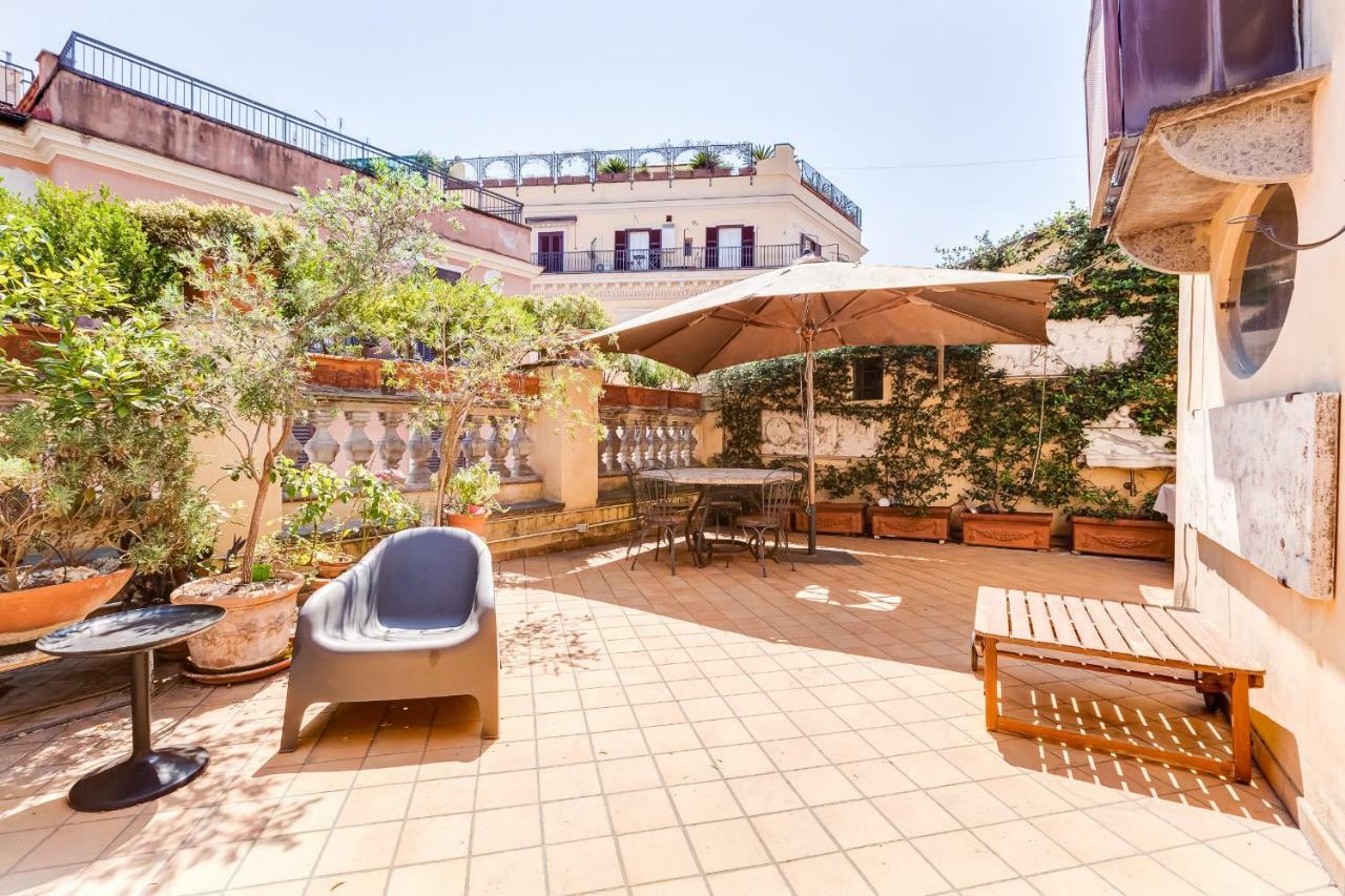 Colosseum Terrace Apartment Rome Bagian luar foto