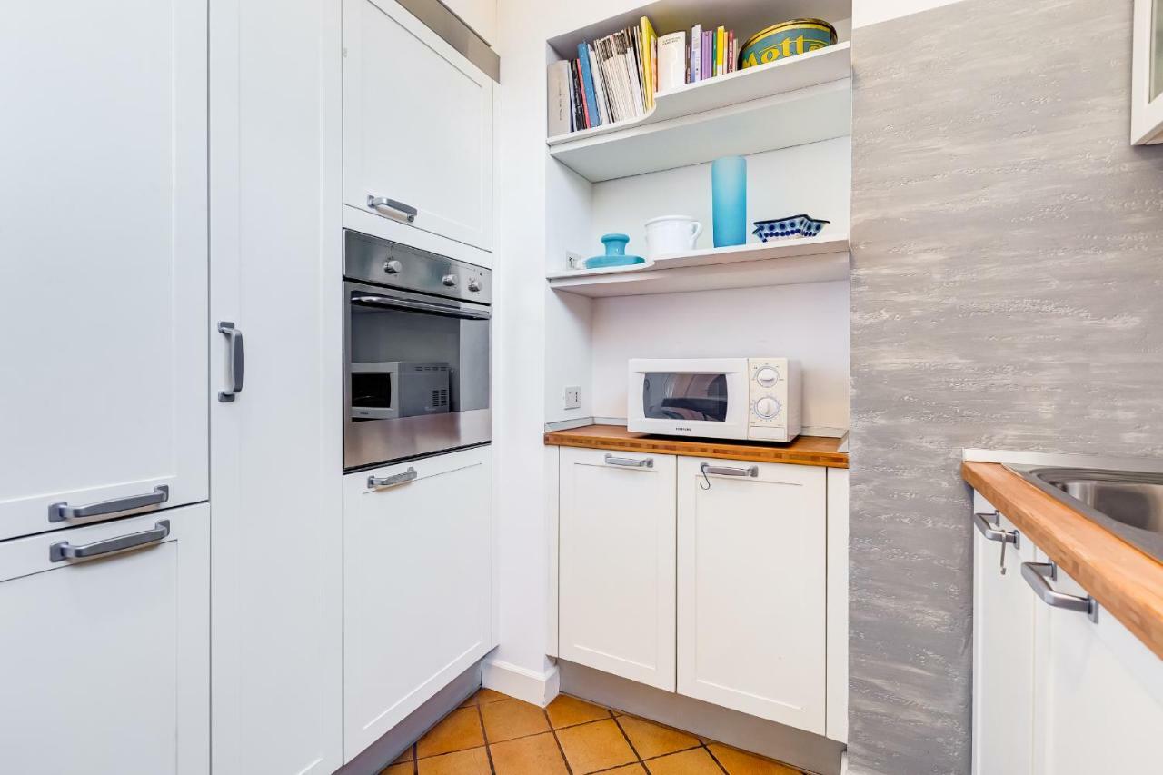 Colosseum Terrace Apartment Rome Bagian luar foto